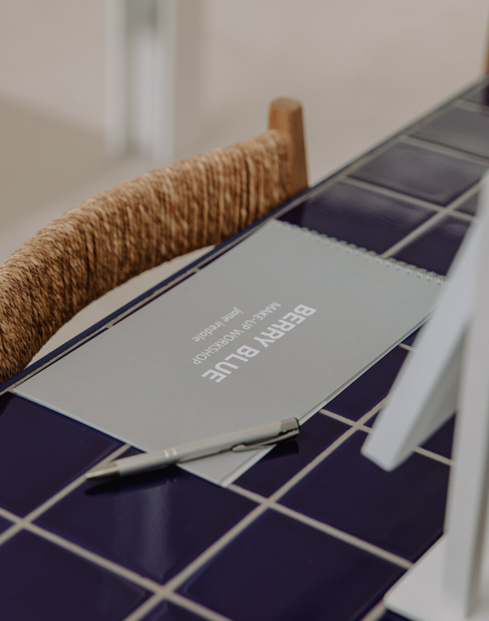 EF815 A4 D 7 A67 4 B0 E B2 EE DC117 E33 A25 A